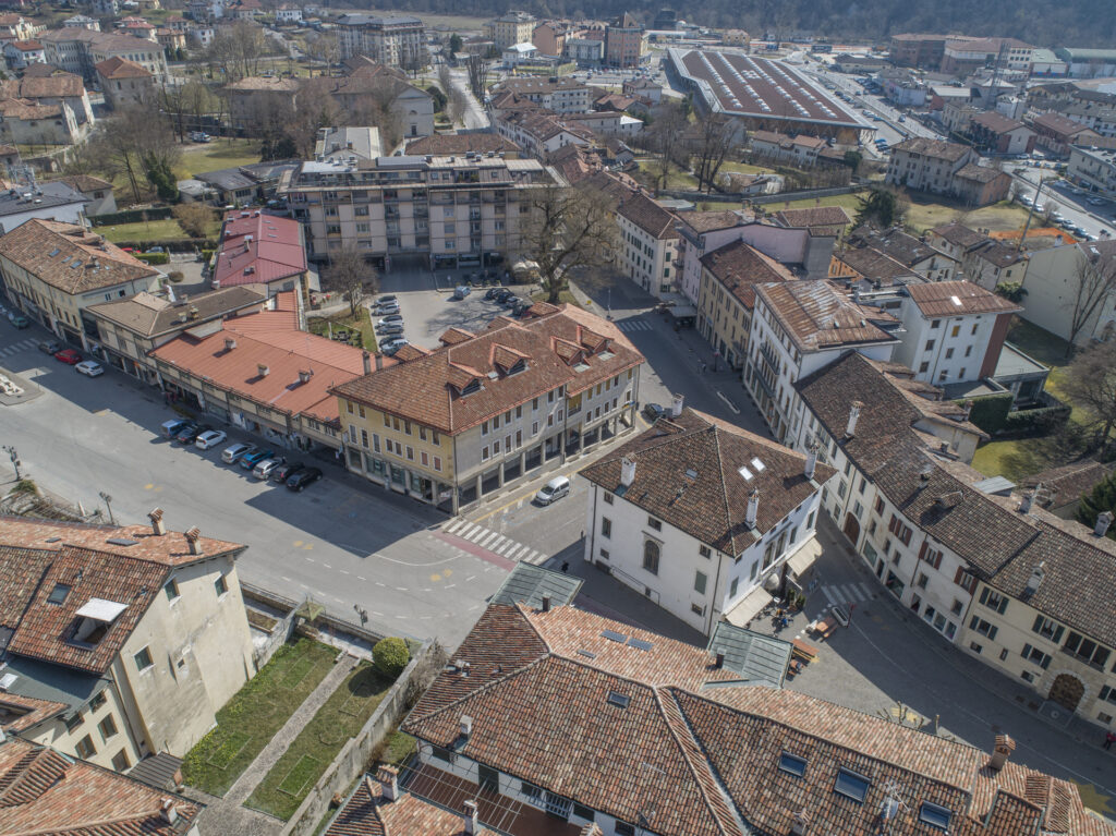 Feltre - Campo Giorgio e Piazza Isola